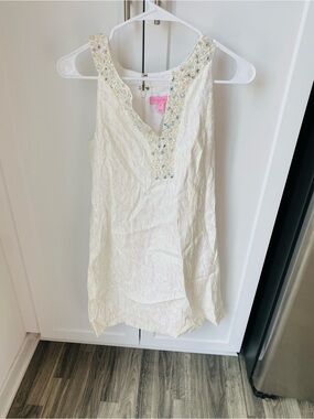 Lilly Pulitzer bridal white size 6 Embellished Ivory Sleeveless Shift Dress